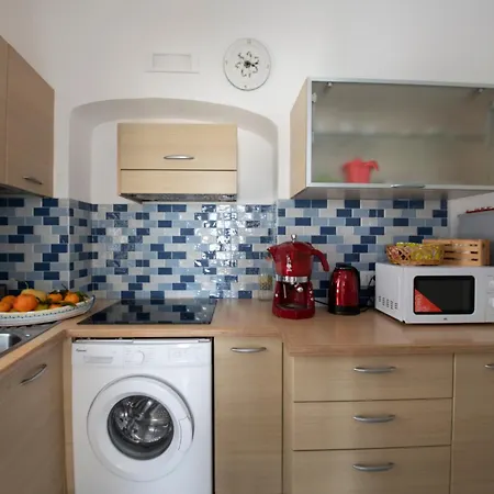 Holiday home Sol Levante *